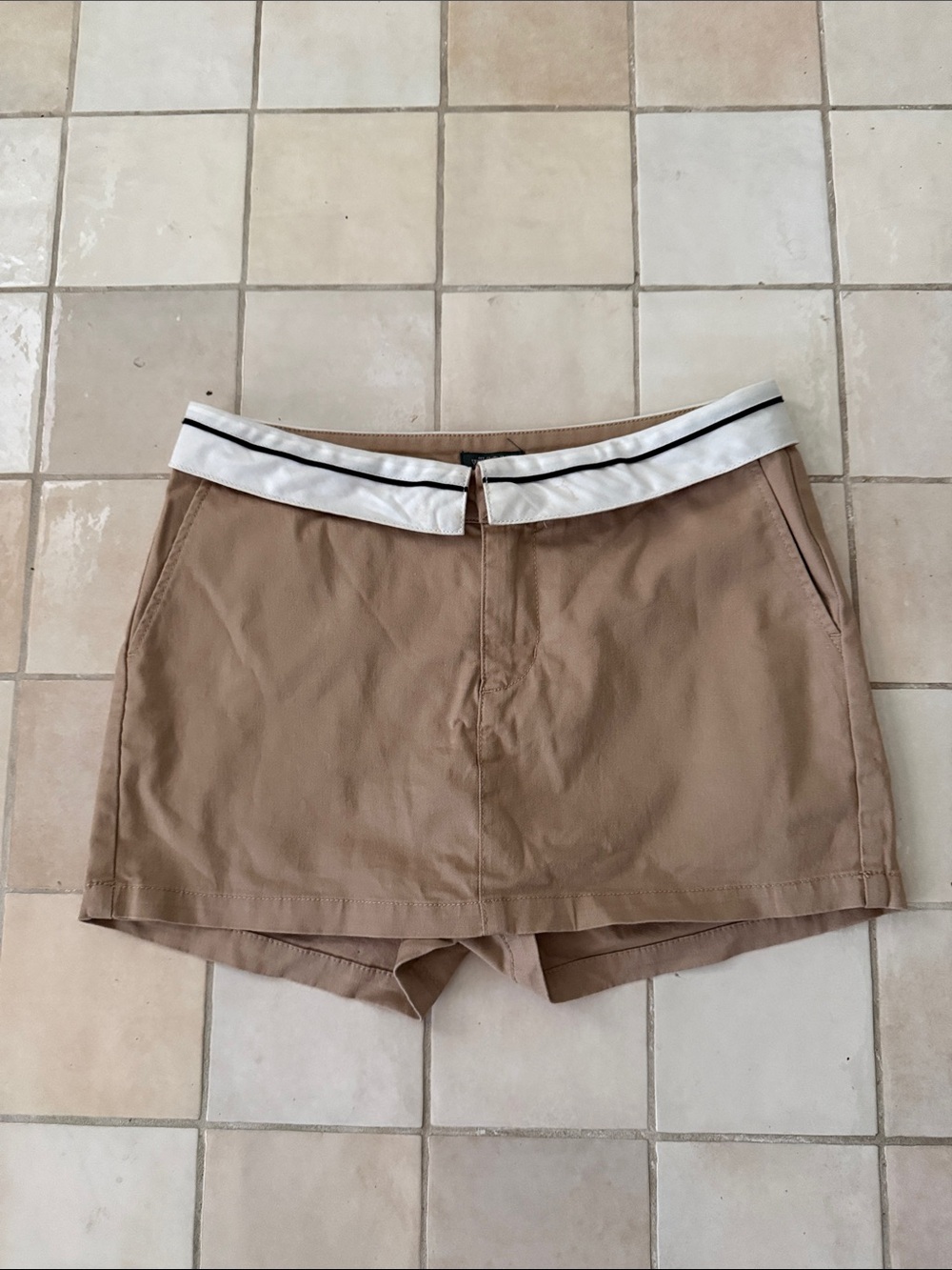 Women’s Casual Tan Shorts with White Contrast Waistband